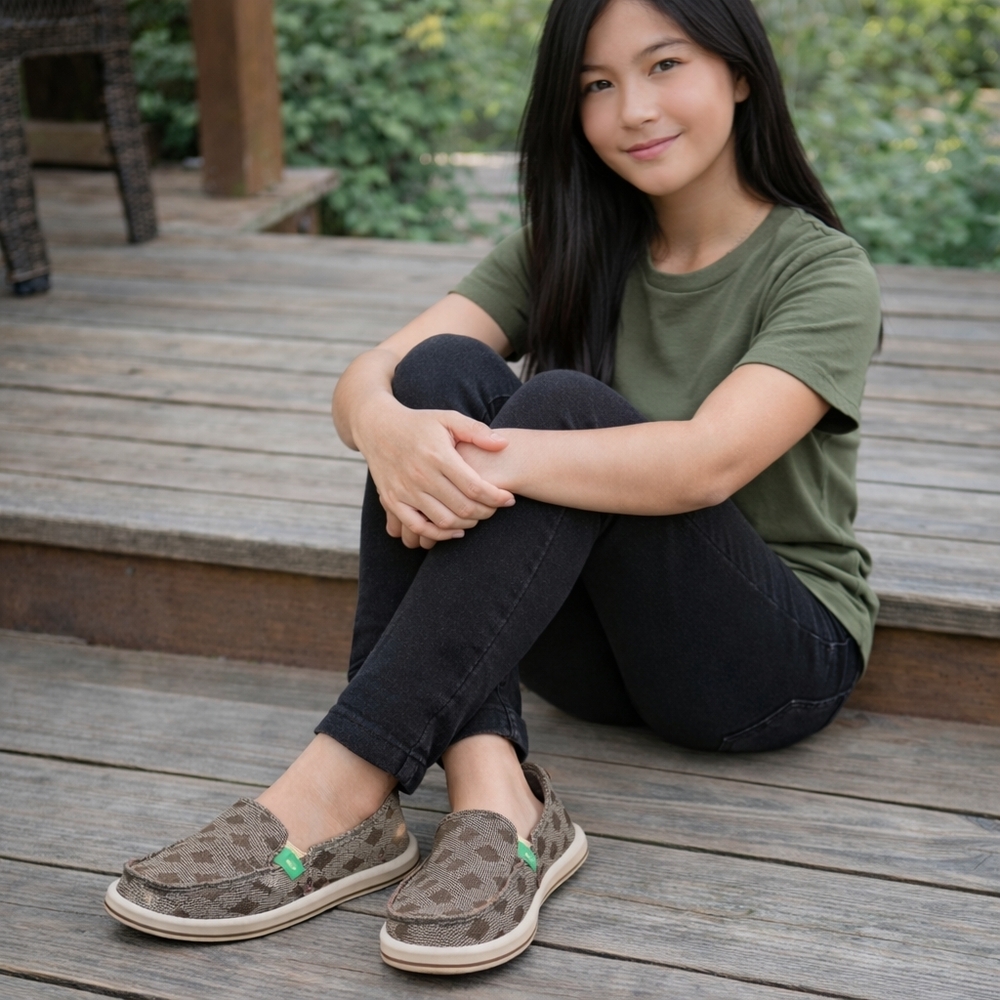 Sanuk Donna Quilt Burnt Olive Argyle Green Falts Shoes